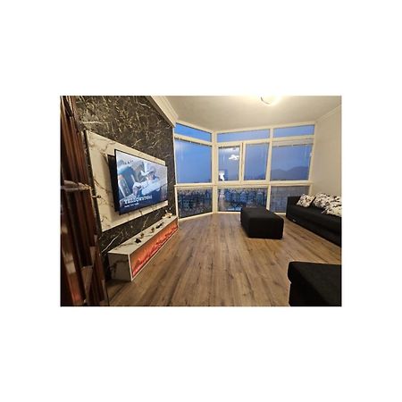 Sky Apartaments City Center Tirana Exteriör bild