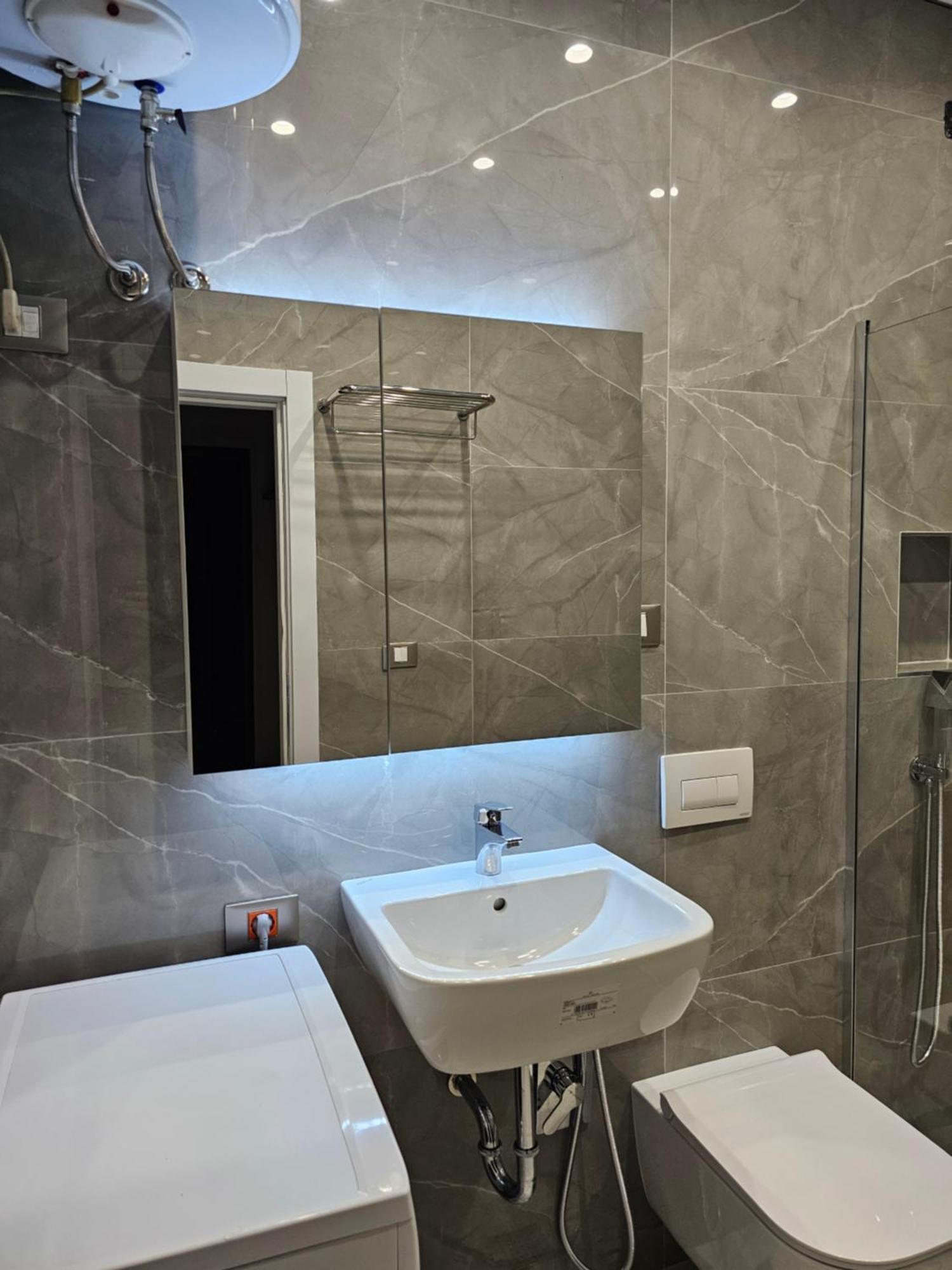 Sky Apartaments City Center Tirana Exteriör bild
